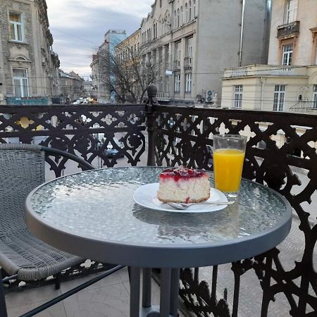 Apartments On Pekarska Str.26 Lviv Buitenkant foto